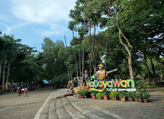 philippines/mindanao/attraction/people-s-park-davao