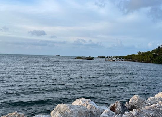 florida/marathon-key/attraction/powerful-orah-rock