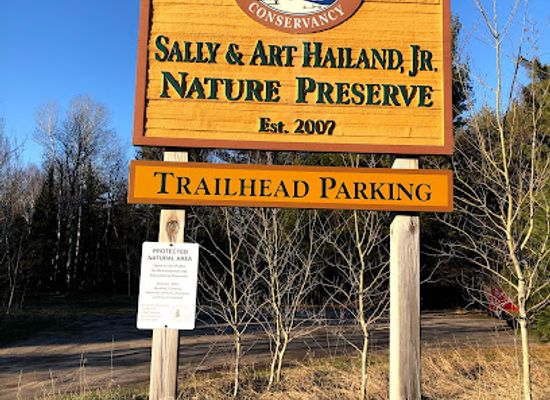 michigan/northern-michigan/attraction/hailand-nature-preserve