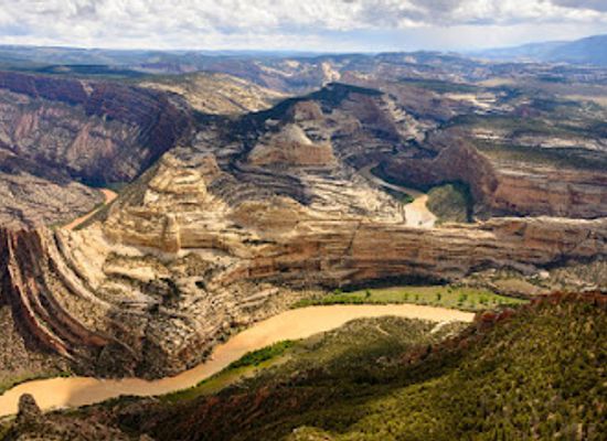 utah/uintah-basin/attraction/dinosaur-national-monument
