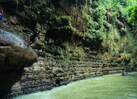 indonesia/west-java/attraction/green-canyon-pangandaran
