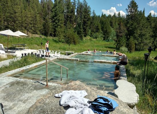 idaho/salmon-river/attraction/gold-fork-hot-springs