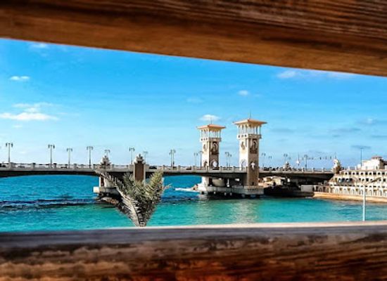 egypt/alexandria/stanley/attraction/stanley-beach