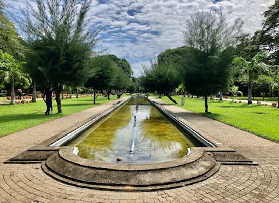 sri-lanka/colombo/cinnamon-gardens/attraction/viharamahadevi-park