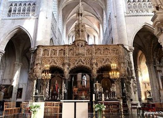 belgium/flemish-ardennes/attraction/sint-gummaruskerk