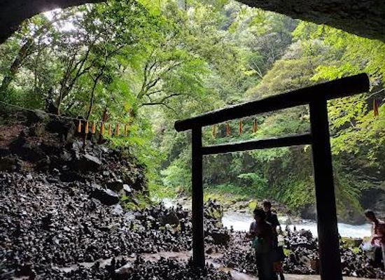 japan/hyuga/attraction/amanoiwato-shrine