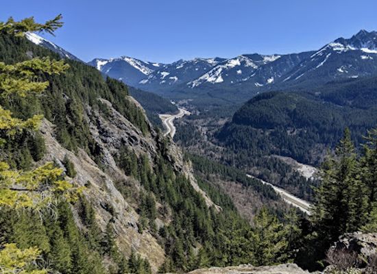 washington/snoqualmie-pass/attraction/dirty-harry-s-balcony-trailhead