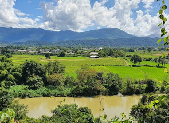laos/phou-bia/attraction/tham-chang