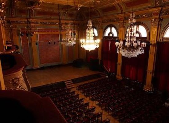poland/chelmno-land/attraction/artus-court-cultural-center