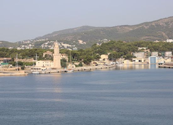 spain/balearic-islands/attraction/torre-de-paraires