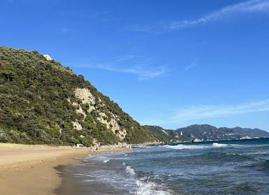 greece/corfu/attraction/glyfada-beach