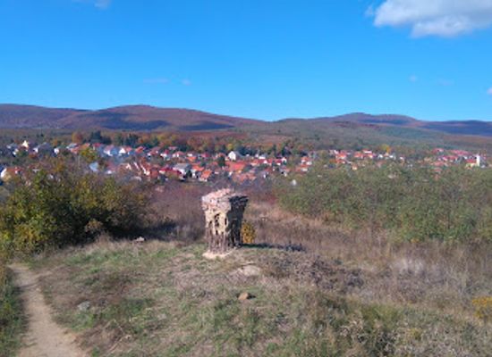 hungary/cserehat/attraction/noszvaj-barlanglakasok