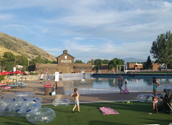 utah/provo/downtown-provo/attraction/seven-peaks-water-park-provo