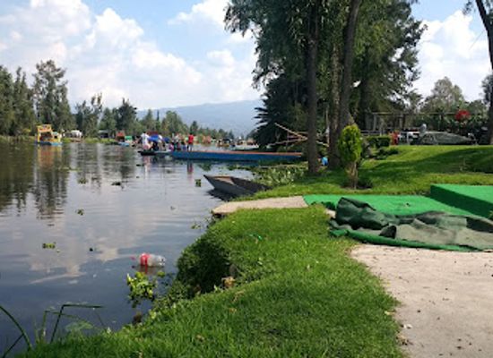 mexico/mexico-city/xochimilco/attraction/ecoturistico-michmani-park
