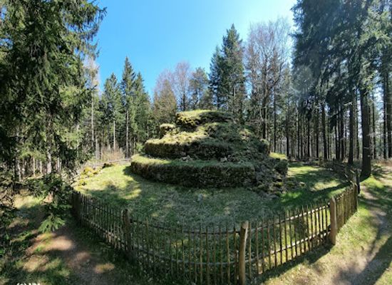 austria/weinviertel/attraction/steinpyramide