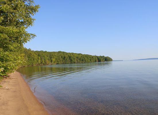 wisconsin/madeline-island/attraction/frog-bay-tribal-national-park
