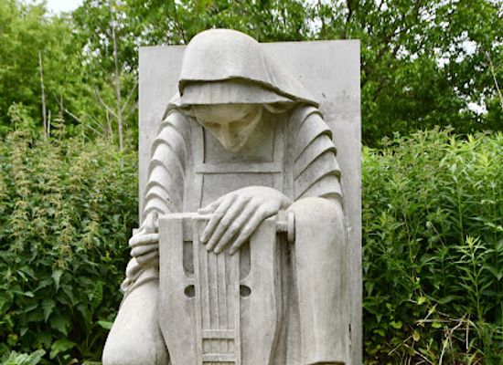 canada/greater-toronto-area/attraction/gargoyles-sculptures