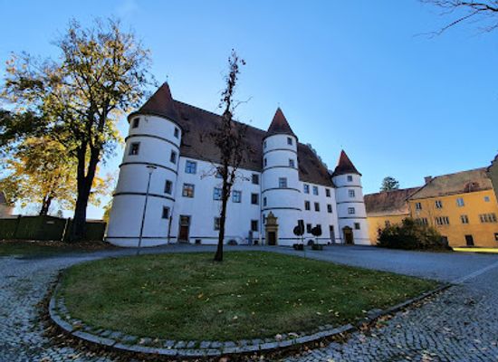 germany/upper-palatinate/attraction/schloss-friedrichsburg