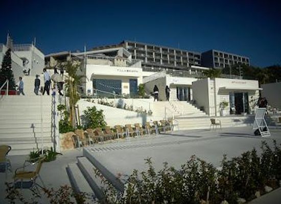 japan/okinawa/attraction/senaga-beach