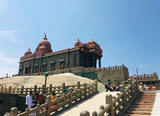 india/kanyakumari/attraction/vavathurai-beach