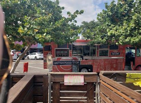 florida/st-petersburg/attraction/the-dog-bar
