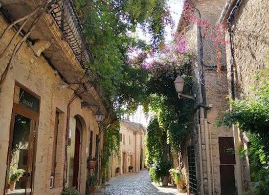 spain/catalonia/attraction/peratallada