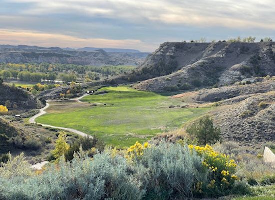 north-dakota/maah-daah-hey-trail/attraction/bully-pulpit-golf-course