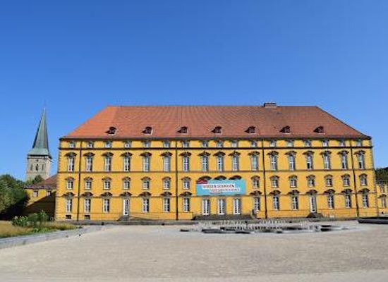 germany/westphalia/attraction/schloss-osnabruck