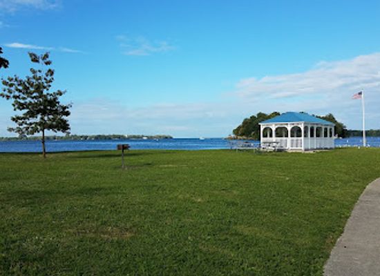 ohio/lake-erie-islands/attraction/oak-point-state-park