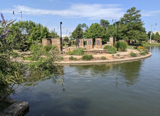 oklahoma/south-central-oklahoma/attraction/bricktown-water-taxi