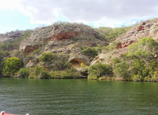 brazil/sao-francisco-river-basin/attraction/canyon-xingo-ride-catamaran