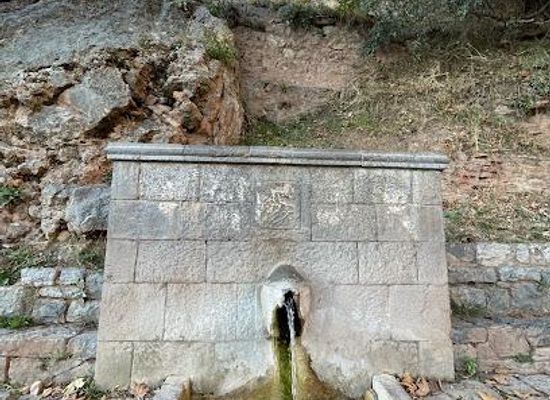 greece/mount-parnassus/attraction/castalia-spring