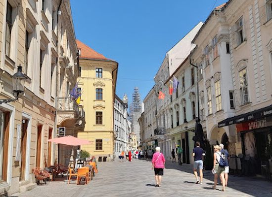 slovakia/bratislava/ruzinov/attraction/cumil
