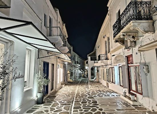 greece/paros/attraction/lochagou-kourtinou-9-paros-844-00-grecia