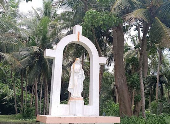 palau/angaur/attraction/estatua-de-la-virgen