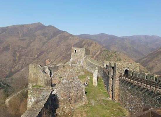 serbia/kraljevo/attraction/maglic-fortress