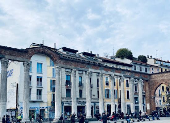 italy/milan/navigli/attraction/basilica-san-lorenzo-maggiore