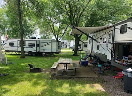 iowa/lake-okoboji/attraction/cenla-campgrounds