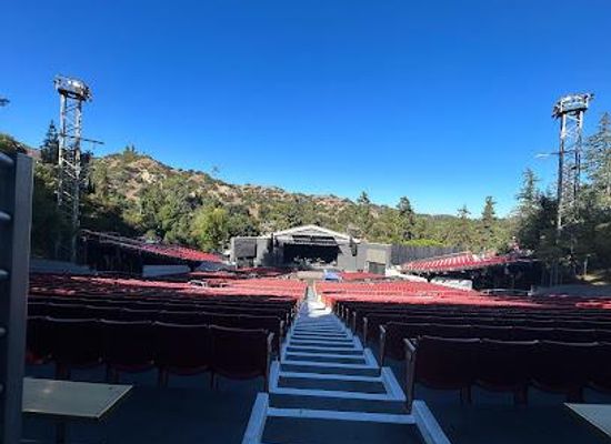 california/burbank/attraction/the-greek-theatre