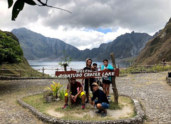 philippines/central-luzon/attraction/mount-pinatubo-tours
