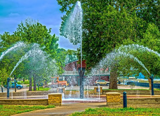 iowa/muscatine/attraction/riverside-park
