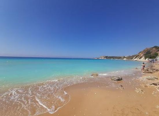 greece/zakynthos/attraction/avithos-beach