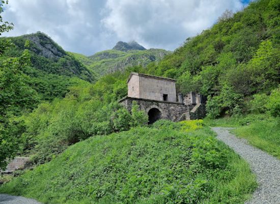 armenia/syunik/attraction/vahanavank