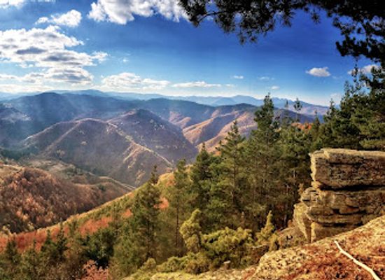 bulgaria/chepelare/attraction/reysa-rock-formation
