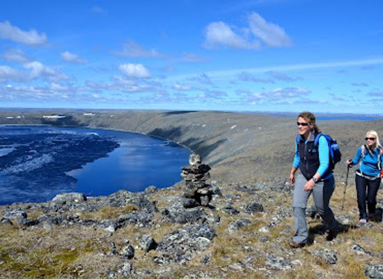 canada/nunavik/attraction/pingualuit-national-park-a-provincial-park