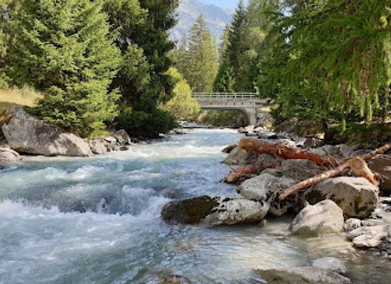 italy/courmayeur/attraction/rutor-falls
