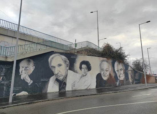 hungary/southern-great-plain/attraction/nemzet-szineszeinek-graffitije