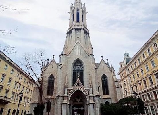 slovenia/postojna-cave/attraction/lutheran-evangelical-church-luternasko-evangelicanska-cerkev
