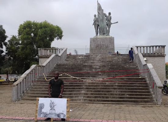 benin/lokossa/attraction/place-du-souvenir-ex-place-des-martyrs