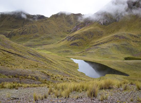 peru/lares-trek/attraction/inicio-de-la-ruta-del-agua